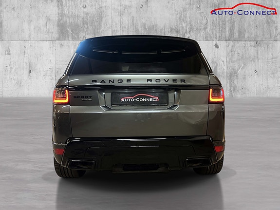 Land Rover Range Rover Sport 7 of 30