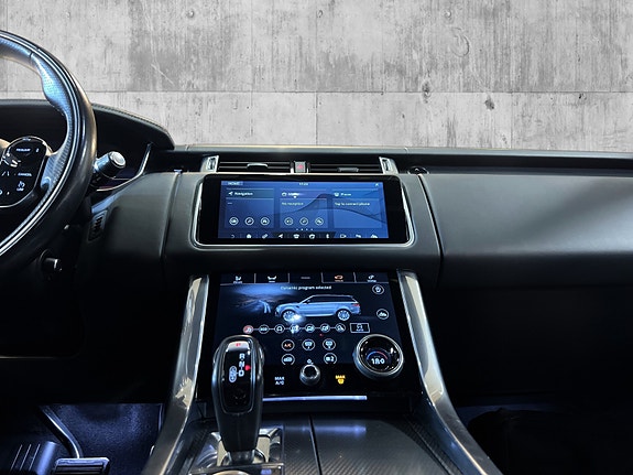 Land Rover Range Rover Sport 15 of 30