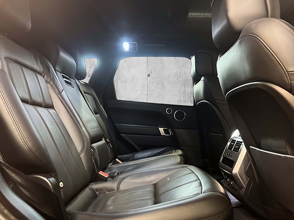 Land Rover Range Rover Sport 25 of 30