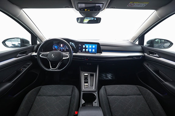 Volkswagen Golf VIII 14 of 30