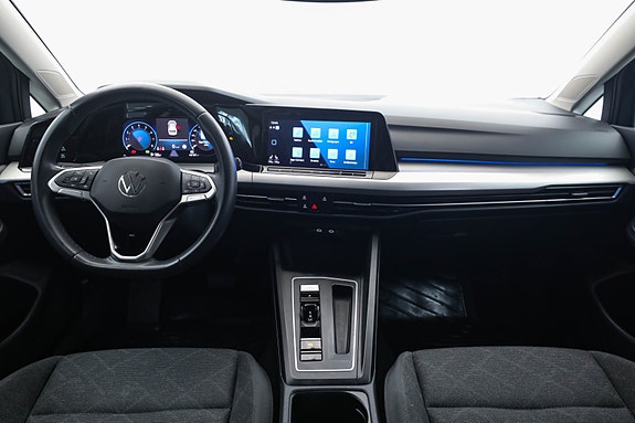 Volkswagen Golf VIII 17 of 30