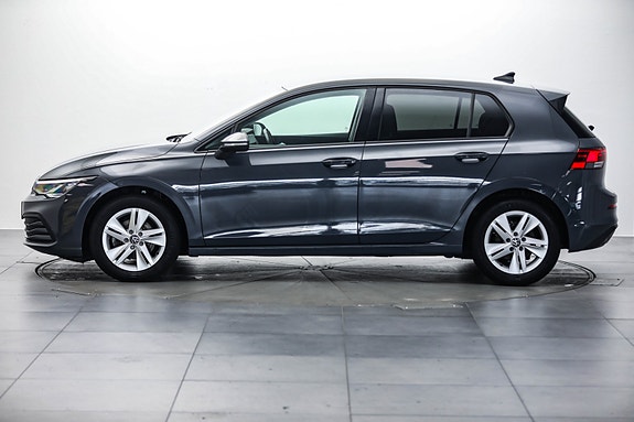 Volkswagen Golf VIII 8 of 30