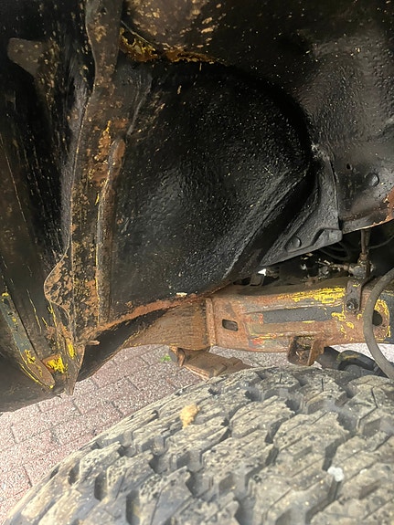 Toyota HiLux 14 of 24