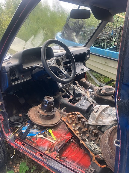 Toyota HiLux 23 of 24