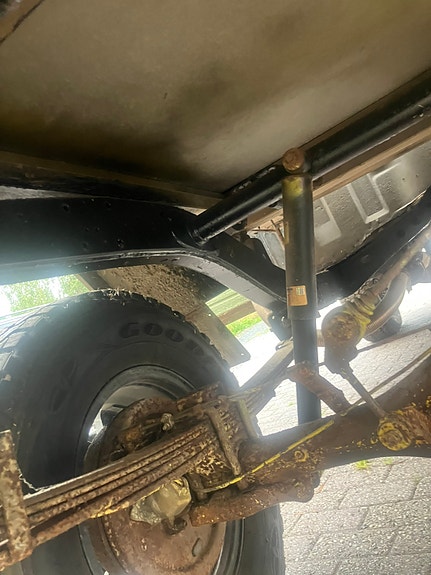 Toyota HiLux 7 of 24