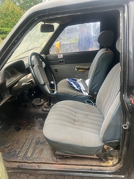 Toyota HiLux 18 of 24