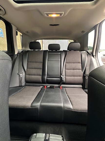 Mercedes-Benz GLK220 23 of 25