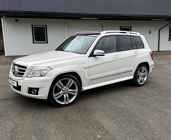 Mercedes-Benz GLK220 3 of 25
