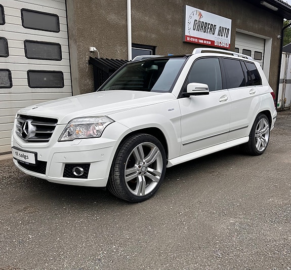 Mercedes-Benz GLK220 5 of 25