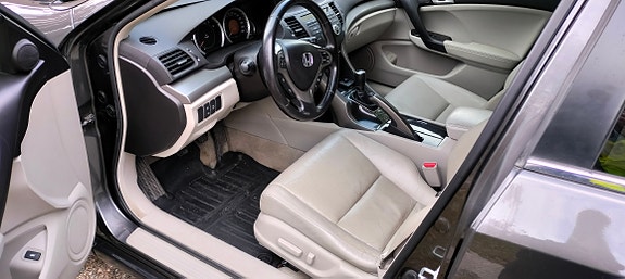 Honda Accord 22 of 22