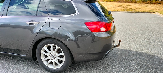 Honda Accord 11 of 22