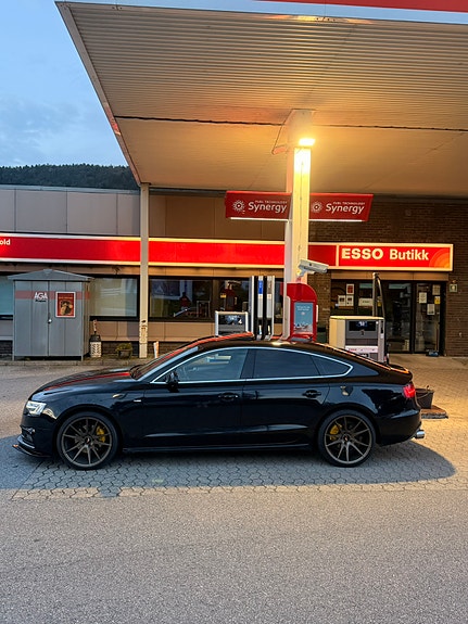 Audi A5 8 of 30