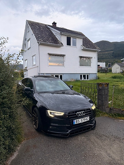 Audi A5 6 of 30