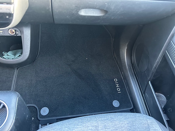 Hyundai Ioniq 5 24 of 30