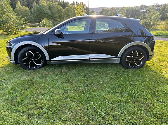 Hyundai Ioniq 5 10 of 30