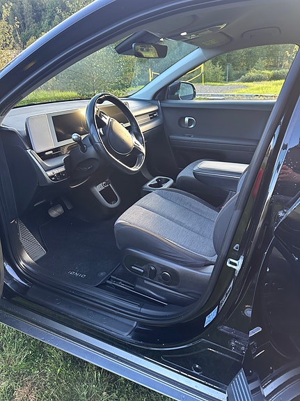 Hyundai Ioniq 5 14 of 30