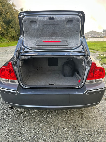 Volvo S60 14 of 27