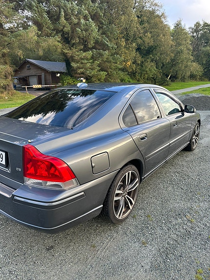 Volvo S60 7 of 27