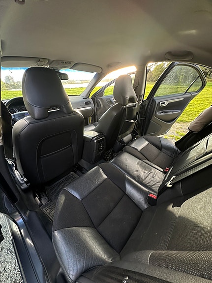 Volvo S60 18 of 27