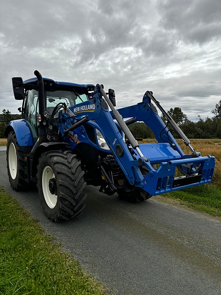New Holland T6 180 2 of 16