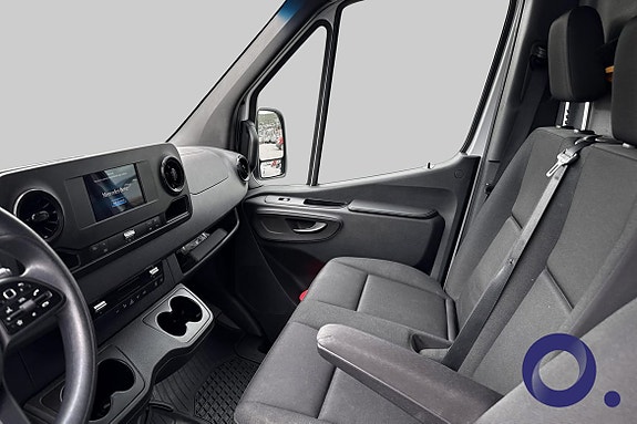 Mercedes-Benz Sprinter 319 14 of 20