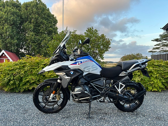 BMW R 1250 GS 2 of 24