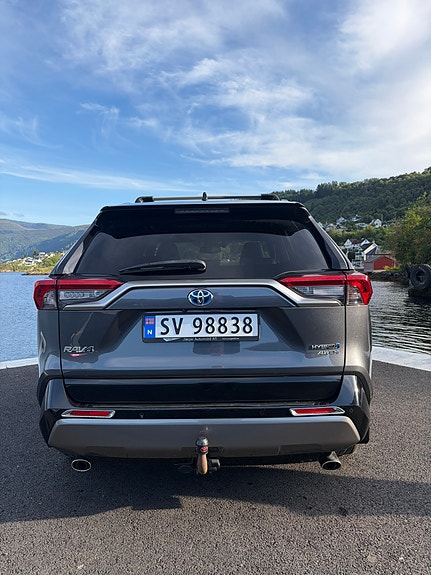 Toyota RAV4 24 of 26