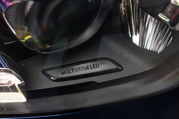 Mercedes-Benz GLC300 e 7 of 30