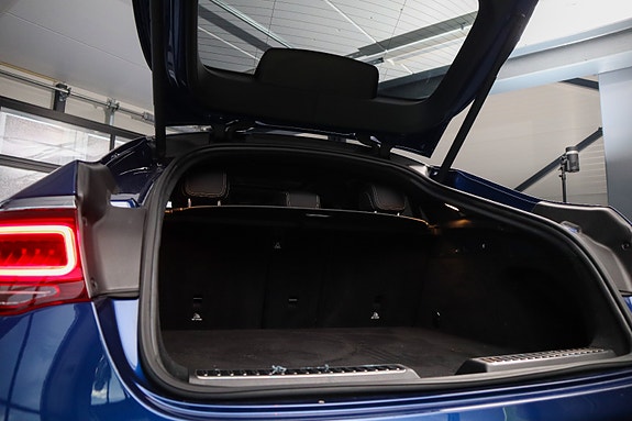 Mercedes-Benz GLC300 e 29 of 30