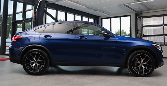 Mercedes-Benz GLC300 e 16 of 30
