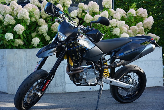 Husaberg FE 650 8 of 17