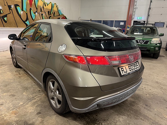 Honda Civic 5 of 15