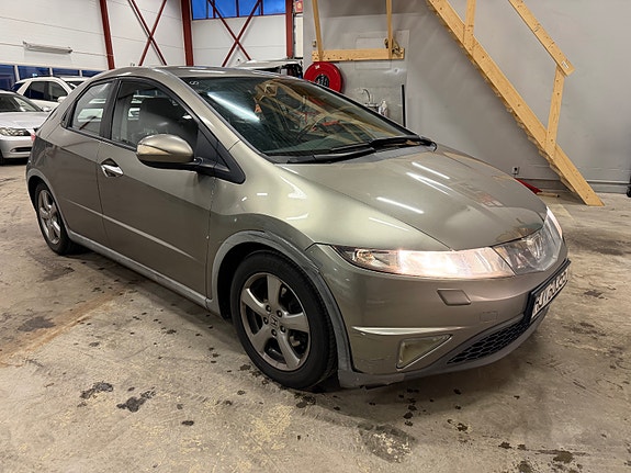 Honda Civic 7 of 15