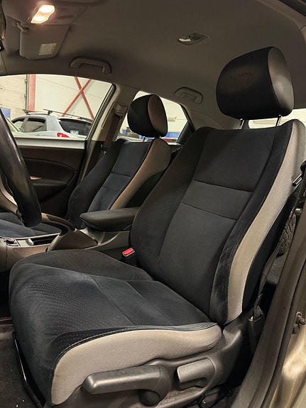 Honda Civic 12 of 15