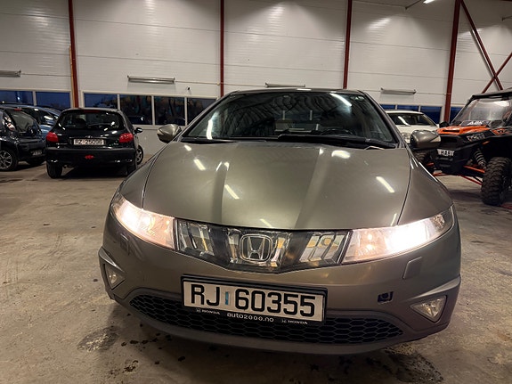 Honda Civic 3 of 15