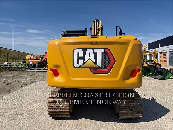 Cat 317-07 11 of 19