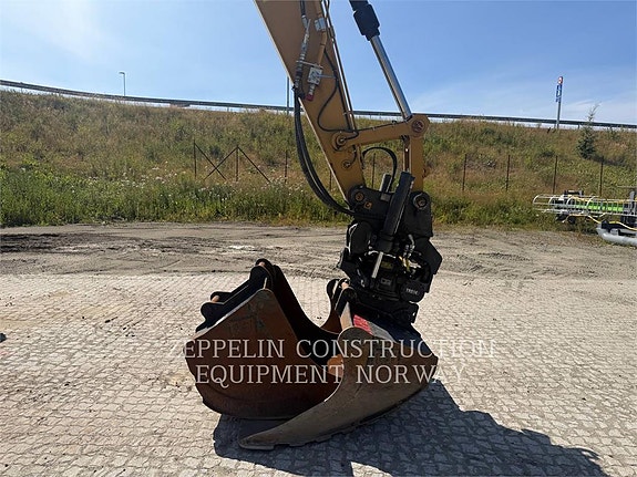 Cat 317-07 14 of 19
