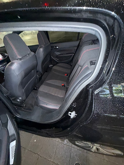 Peugeot 308 5 of 18