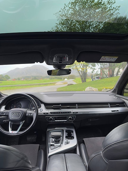 Audi Q7 16 of 21
