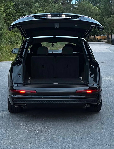 Audi Q7 20 of 21