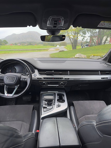 Audi Q7 15 of 21