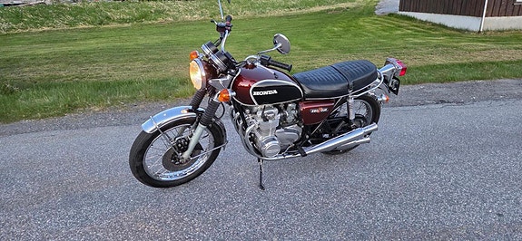 Honda CB 550 Four 10 of 24