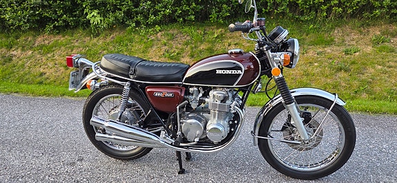 Honda CB 550 Four 2 of 24