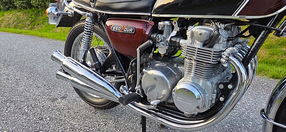 Honda CB 550 Four 9 of 24