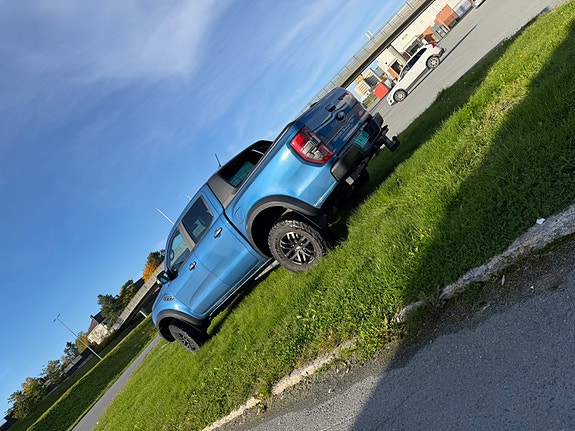 Ford Ranger Raptor 4 of 30