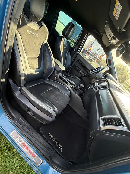 Ford Ranger Raptor 16 of 30