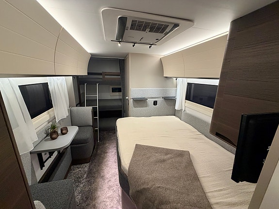 Bilde 38 av Adria Alpina 753hk.Aircondition.Kampa luft telt.