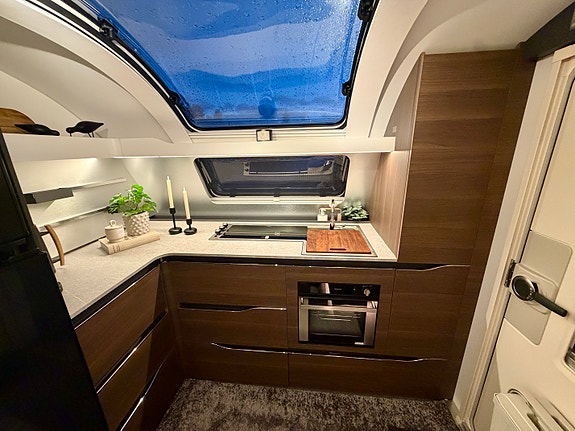 Bilde 11 av Adria Alpina 753hk.Aircondition.Kampa luft telt.