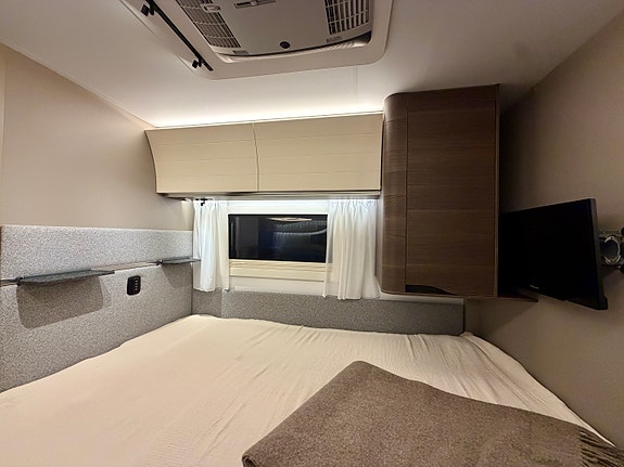Bilde 47 av Adria Alpina 753hk.Aircondition.Kampa luft telt.