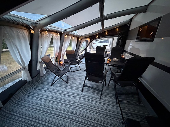 Bilde 71 av Adria Alpina 753hk.Aircondition.Kampa luft telt.